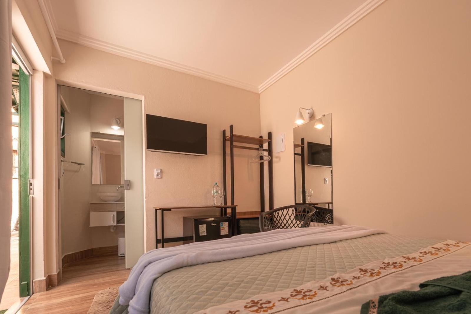 Villa Ida Acomodacoes, Suites Aconchegantes E Charmosas No Centro Serra Negra  Room photo